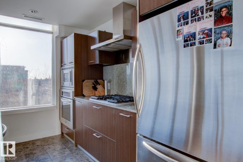 313 2510 109 Street, Edmonton, AB - Indoor Photo Showing Kitchen