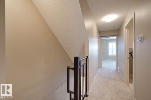 1647 Cunningham Way, Edmonton, AB - Indoor Photo Showing Other Room