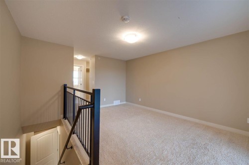 1647 Cunningham Way, Edmonton, AB - Indoor Photo Showing Other Room