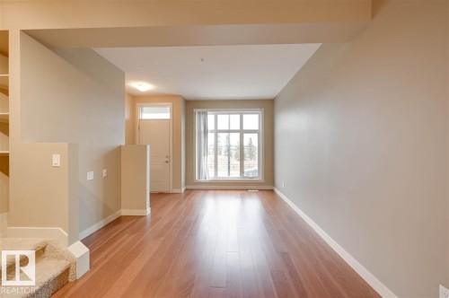 1647 Cunningham Way, Edmonton, AB - Indoor Photo Showing Other Room