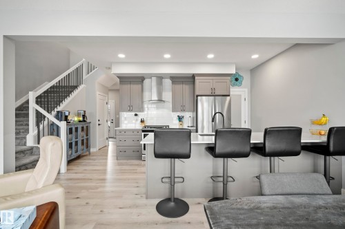 20 Roberts Close, Leduc, AB - Indoor Photo Showing Kitchen With Upgraded Kitchen