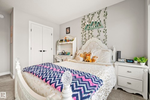 20 Roberts Close, Leduc, AB - Indoor Photo Showing Bedroom