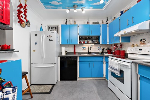401 10335 118 Street, Edmonton, AB - Indoor Photo Showing Kitchen