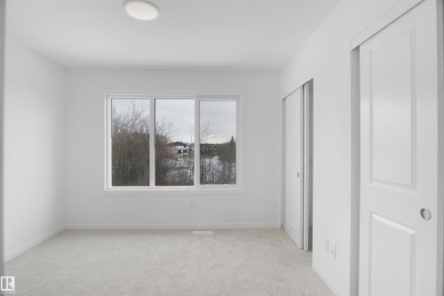 1429 9 Street, Edmonton, AB - Indoor Photo Showing Other Room
