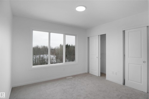 1429 9 Street, Edmonton, AB - Indoor Photo Showing Other Room