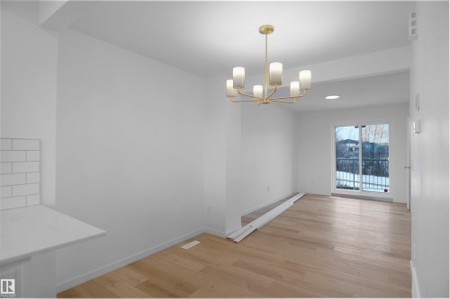 1429 9 Street, Edmonton, AB - Indoor Photo Showing Other Room