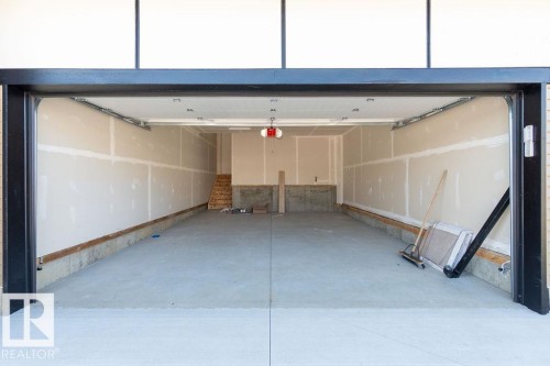 207 39 Avenue, Edmonton, AB - Indoor