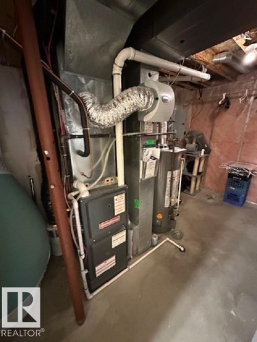 9806 179 Avenue, Edmonton, AB - Indoor Photo Showing Basement