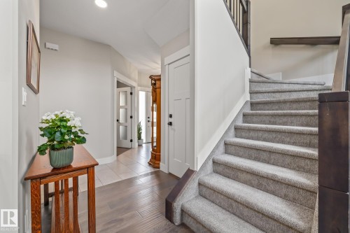 1759 Tanager Close, Edmonton, AB - Indoor Photo Showing Other Room