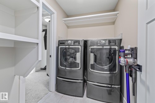 1759 Tanager Close, Edmonton, AB - Indoor Photo Showing Laundry Room