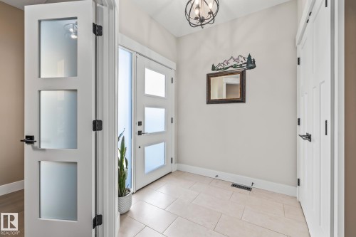 1759 Tanager Close, Edmonton, AB - Indoor Photo Showing Other Room