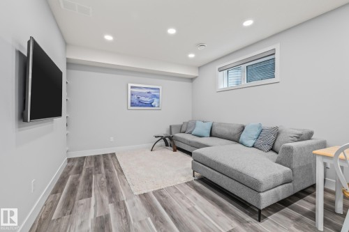 1759 Tanager Close, Edmonton, AB - Indoor