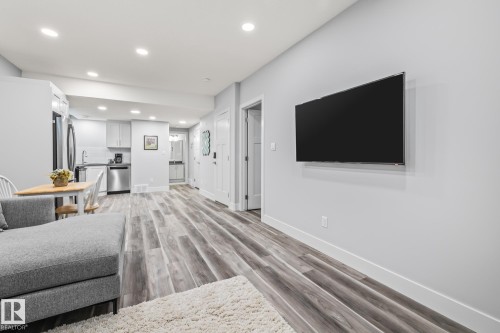 1759 Tanager Close, Edmonton, AB - Indoor