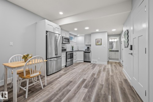 1759 Tanager Close, Edmonton, AB - Indoor