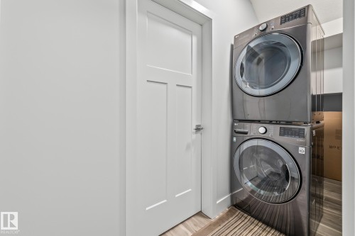 1759 Tanager Close, Edmonton, AB - Indoor Photo Showing Laundry Room