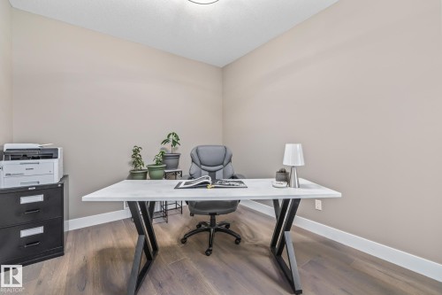 1759 Tanager Close, Edmonton, AB - Indoor Photo Showing Office