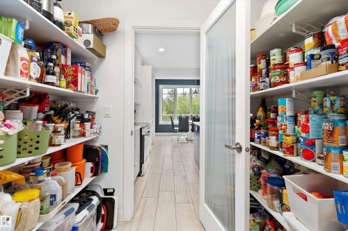 1756 Tanager Close, Edmonton, AB - Indoor With Storage