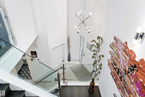 1756 Tanager Close, Edmonton, AB - Indoor Photo Showing Other Room