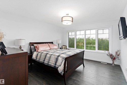 1756 Tanager Close, Edmonton, AB - Indoor Photo Showing Bedroom