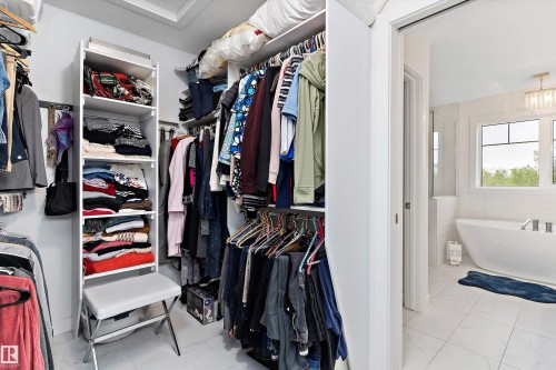 1756 Tanager Close, Edmonton, AB - Indoor With Storage