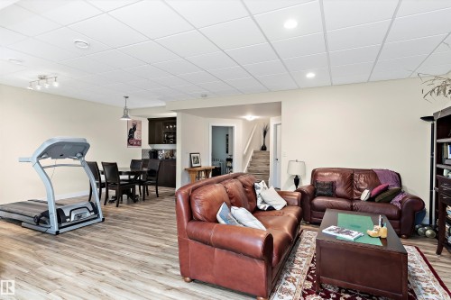 1756 Tanager Close, Edmonton, AB - Indoor