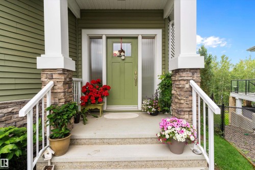 1756 Tanager Close, Edmonton, AB - Outdoor With Exterior