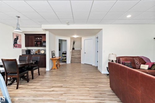 1756 Tanager Close, Edmonton, AB - Indoor