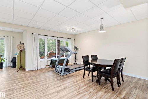 1756 Tanager Close, Edmonton, AB - Indoor Photo Showing Gym Room