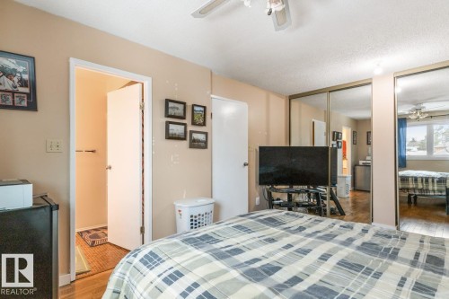 3959 55 Street, Edmonton, AB - Indoor Photo Showing Bedroom