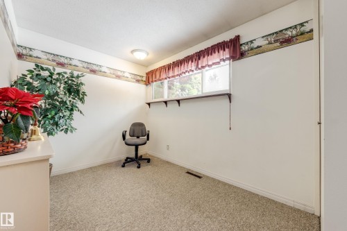 51 Glenmore Crescent, St. Albert, AB - Indoor Photo Showing Other Room