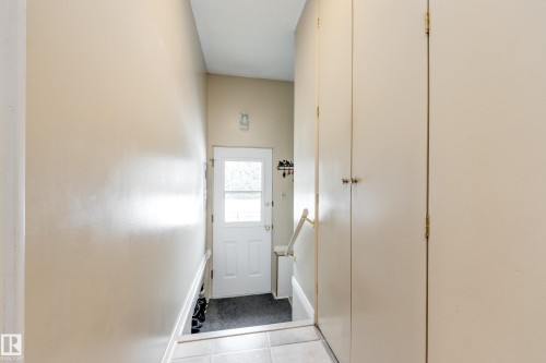51 Glenmore Crescent, St. Albert, AB - Indoor Photo Showing Other Room