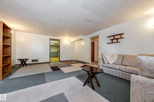 51 Glenmore Crescent, St. Albert, AB - Indoor