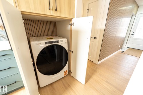 16131 109A Avenue, Edmonton, AB - Indoor Photo Showing Laundry Room