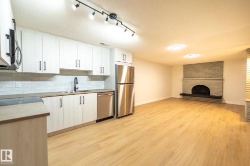 16131 109A Avenue, Edmonton, AB - Indoor Photo Showing Kitchen With Double Sink