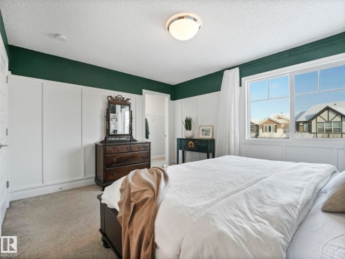 2604 Coughlan Road, Edmonton, AB - Indoor Photo Showing Bedroom