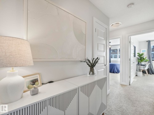 2604 Coughlan Road, Edmonton, AB - Indoor