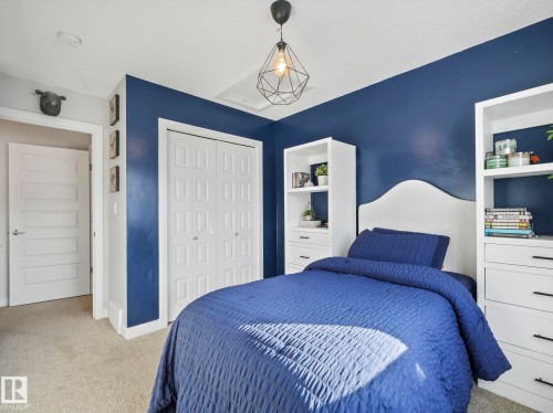 2604 Coughlan Road, Edmonton, AB - Indoor Photo Showing Bedroom