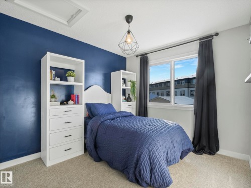 2604 Coughlan Road, Edmonton, AB - Indoor Photo Showing Bedroom