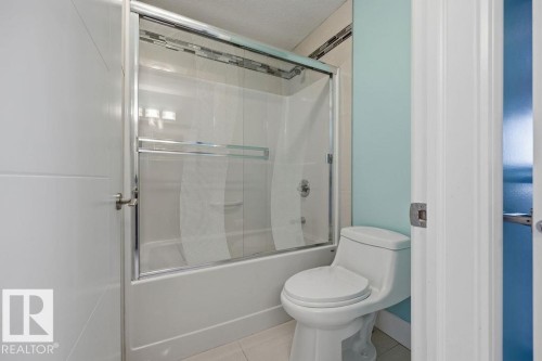 3128 58 Avenue, Rural Leduc County, AB - Indoor Photo Showing Bathroom