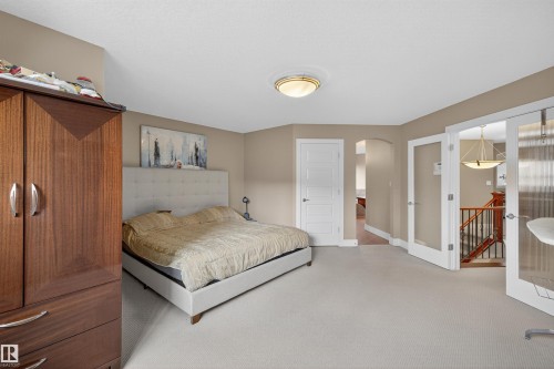 520 Stewart Crescent, Edmonton, AB - Indoor Photo Showing Bedroom