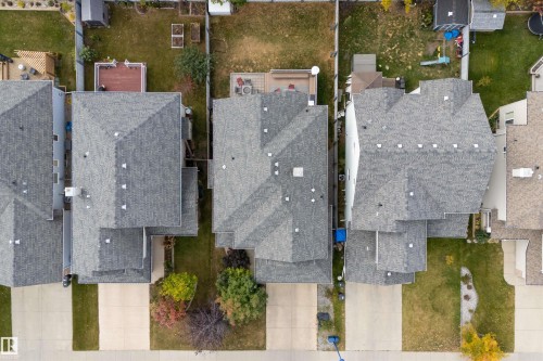 520 Stewart Crescent, Edmonton, AB - Outdoor