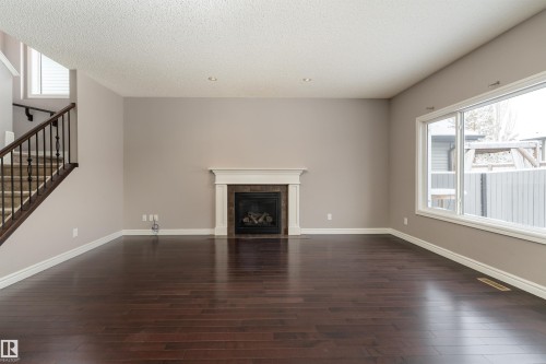 149 Sutton Close, Sherwood Park, AB - Indoor With Fireplace