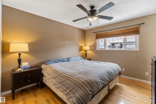 49 St Vital Avenue, St. Albert, AB - Indoor Photo Showing Bedroom