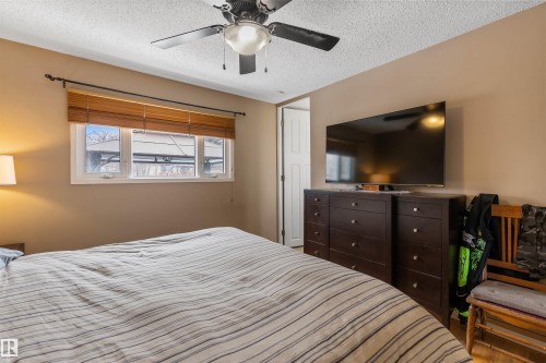49 St Vital Avenue, St. Albert, AB - Indoor Photo Showing Bedroom