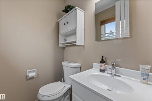 49 St Vital Avenue, St. Albert, AB - Indoor Photo Showing Bathroom