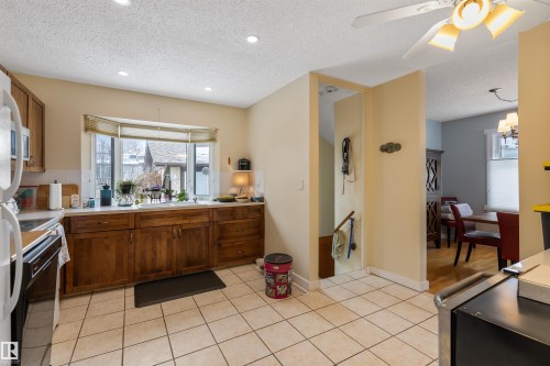 49 St Vital Avenue, St. Albert, AB - Indoor Photo Showing Other Room