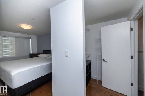 707 10055 118 Street, Edmonton, AB - Indoor