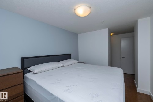 707 10055 118 Street, Edmonton, AB - Indoor Photo Showing Bedroom