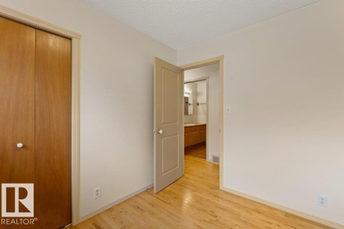 5006 55 Avenue, Stony Plain, AB - Indoor Photo Showing Other Room