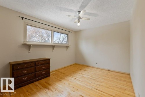 5006 55 Avenue, Stony Plain, AB - Indoor Photo Showing Other Room